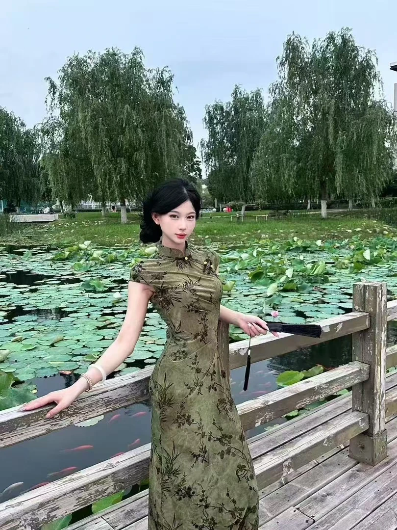 长裙低开衩新中式碎花斜襟旗袍提花气质荡领辣妹风