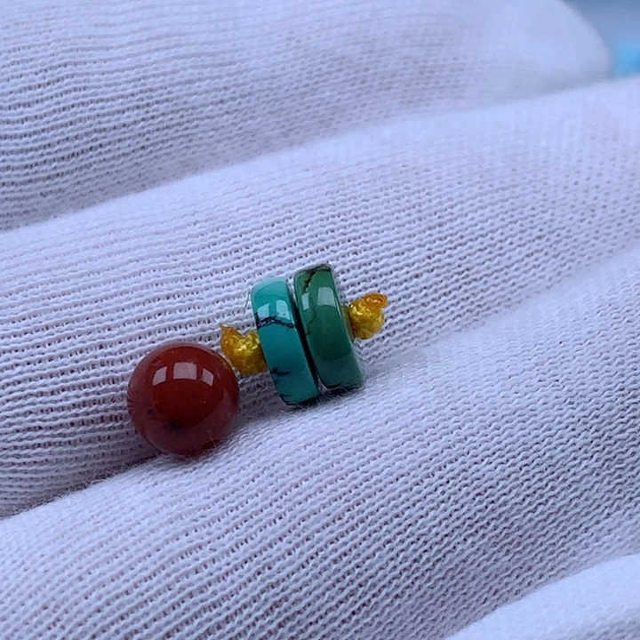 南红玛瑙未镶嵌珠宝奇石