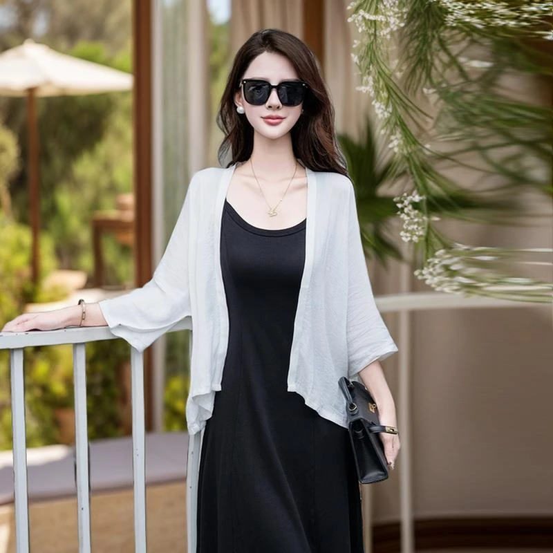 冰丝质感防晒开 衫女2025夏新款薄款中袖宽松披肩配背心吊带裙外