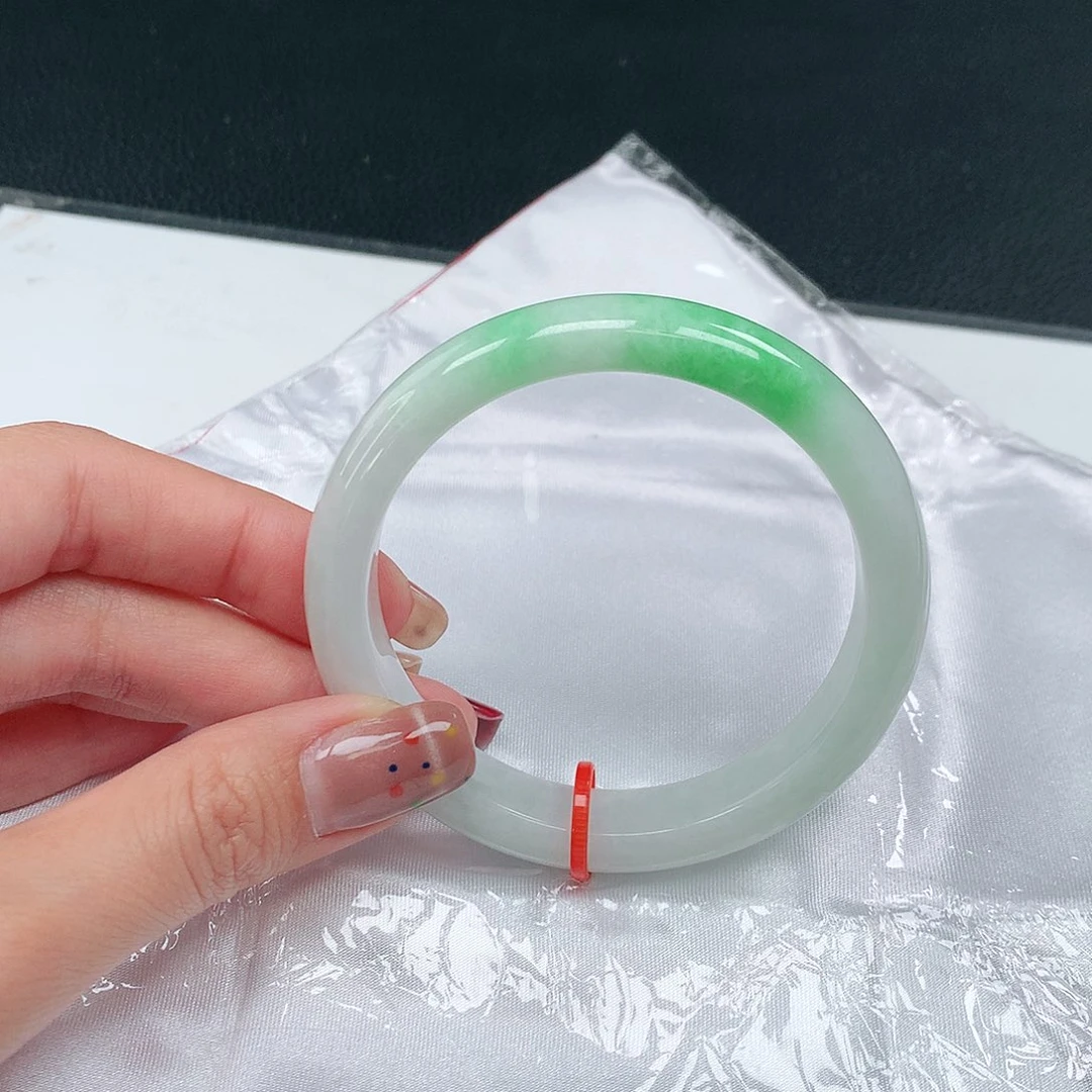 未镶嵌手镯翡翠129