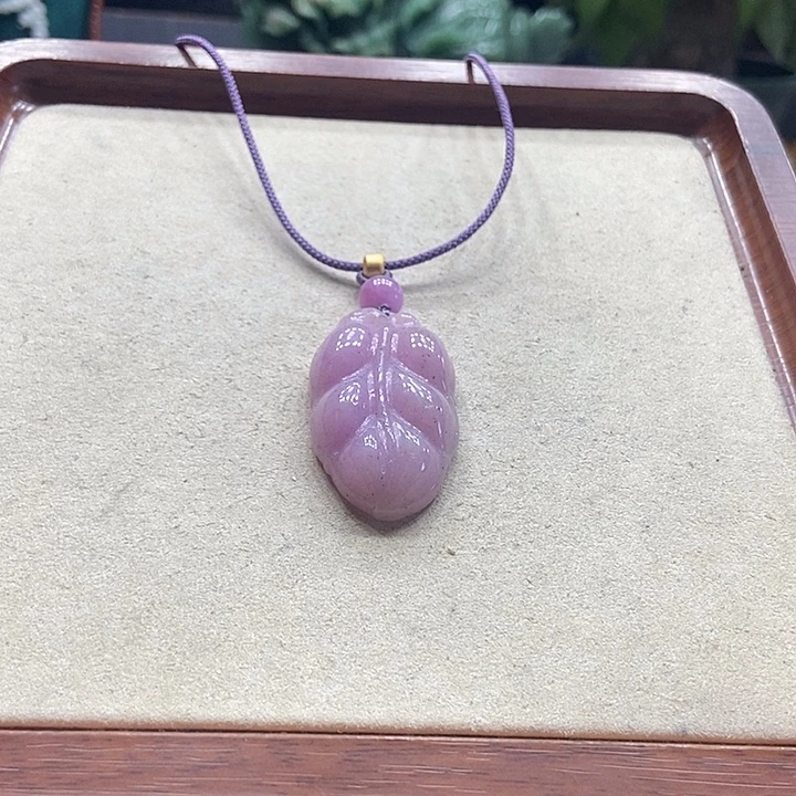 石英岩玉未镶嵌手镯