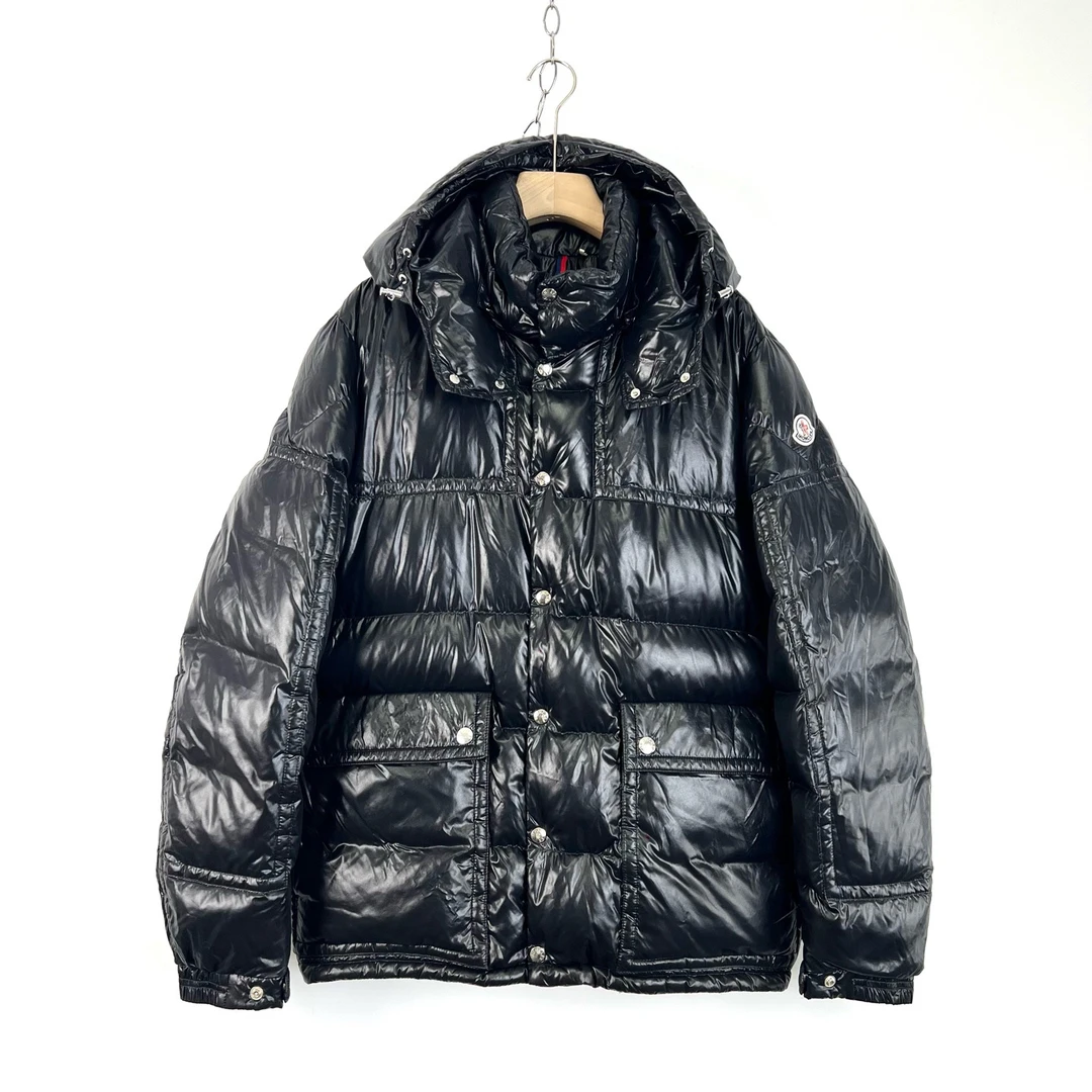 95新 MONCLER 6码/黑色亮面可拆卸帽logo羽绒服/如图/08709