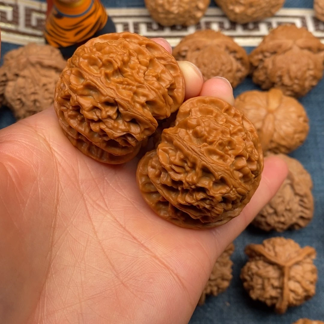 文玩核桃把件小****吖42全品球苹果