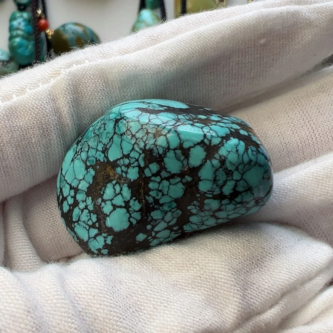 绿松石未镶嵌配饰随形