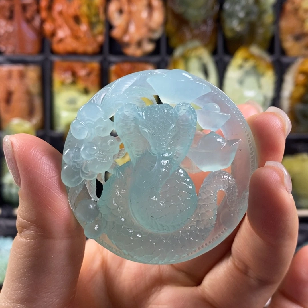 蛇纹石玉颈饰合金加****天