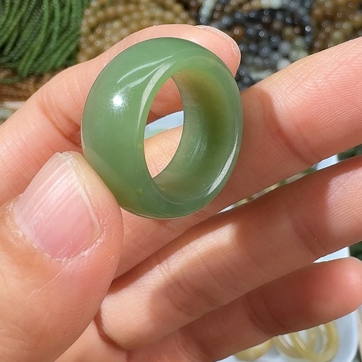 和田玉未镶嵌戒指17.4内径10