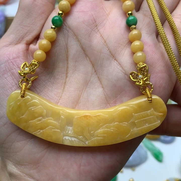 颈饰未镶嵌翡翠翡翠