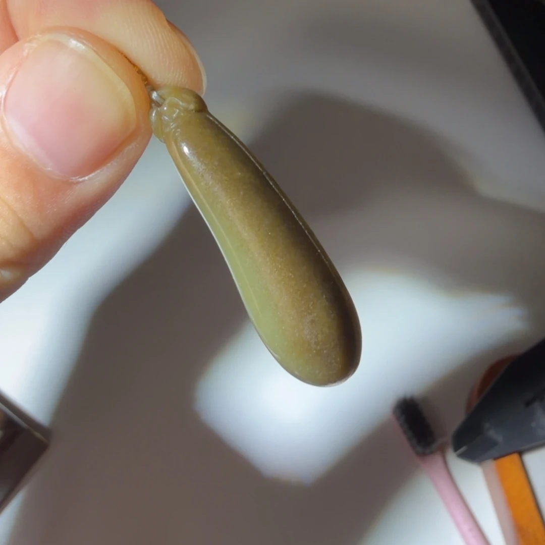 颈饰未镶嵌翡翠好