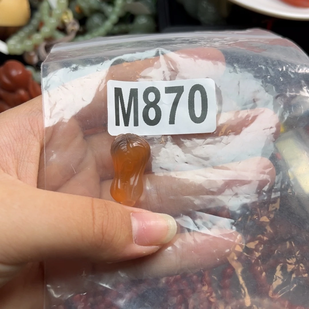 南红玛瑙未镶嵌珠宝奇石