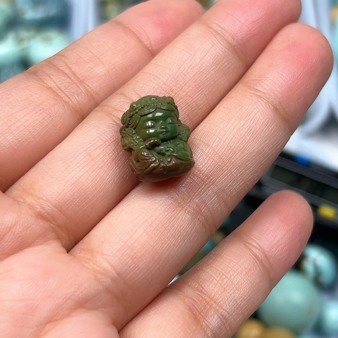 尼****未镶嵌绿松石珠宝奇石