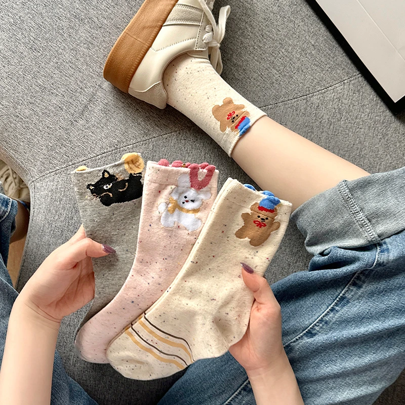 袜子女夏季薄款中筒袜2025新款网红女款可爱百搭棉袜防臭长袜潮流