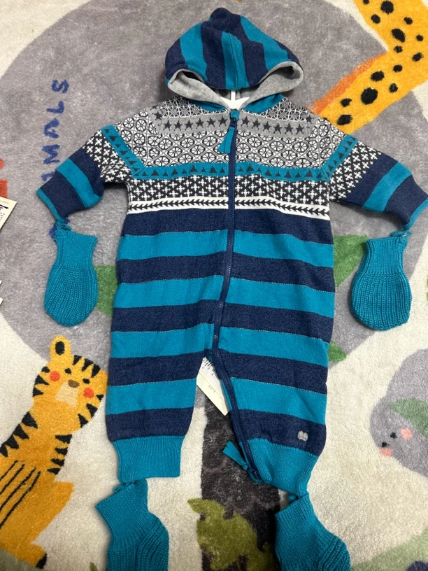 A49儿童蓝色外出服