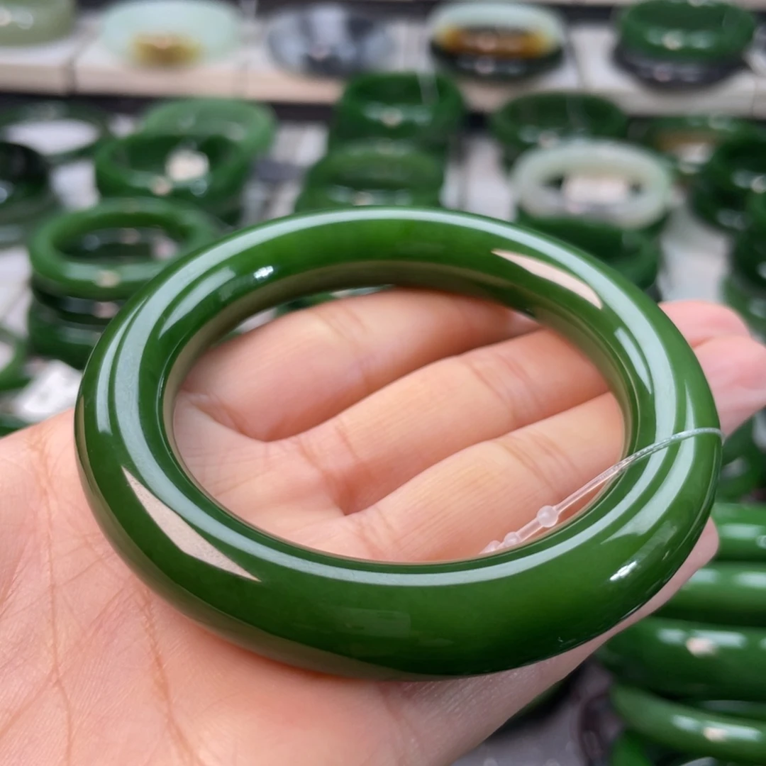 和田玉（碧玉）手镯未镶嵌