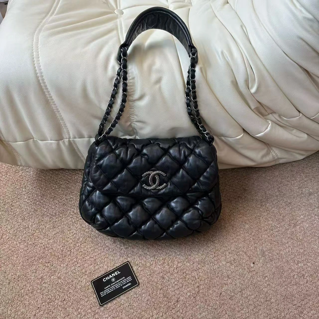 95新 Chanel/香奈儿 Chanel黑银羊皮 泡芙单肩元宝包/671252528