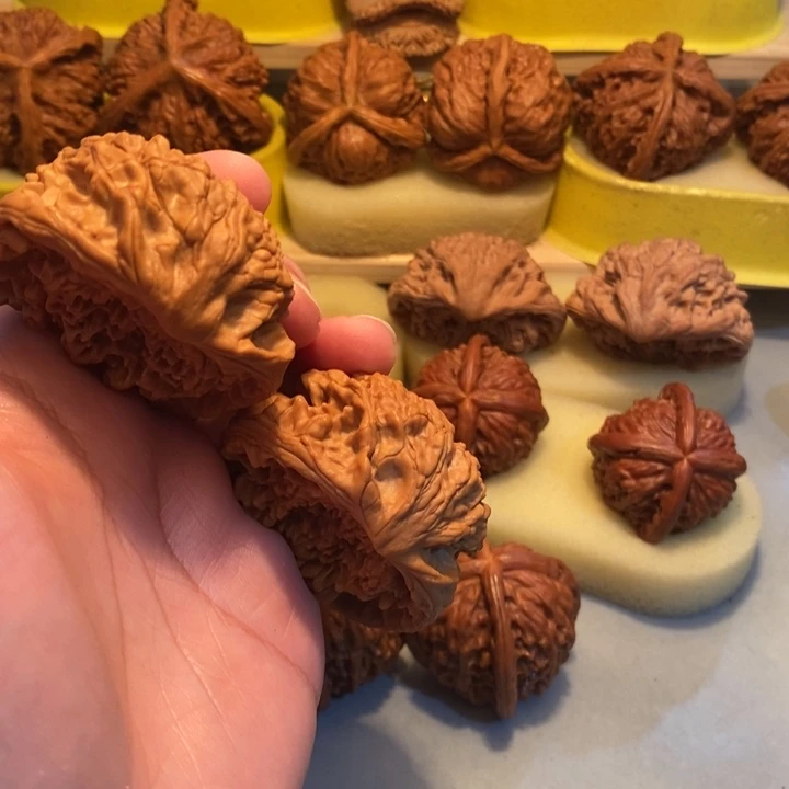 时***切文玩核桃吊坠kjjjjnmm