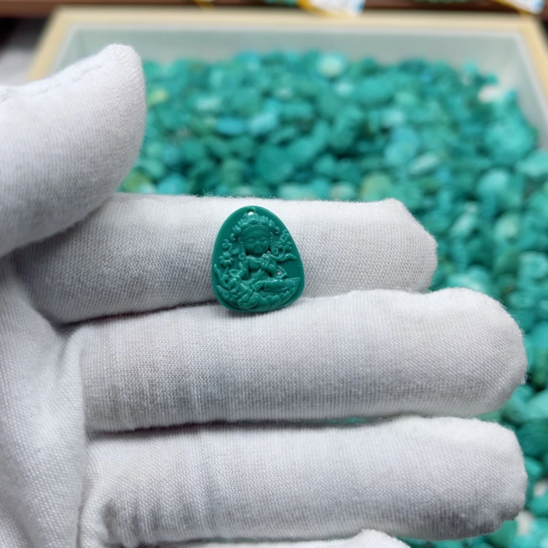 绿松石未镶嵌挂件