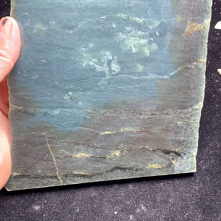 和田玉（糖玉）未镶嵌珠宝奇石