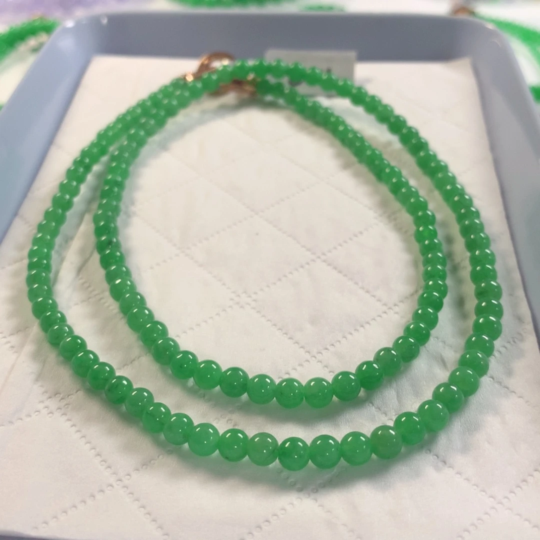 翡翠未镶嵌颈饰项链