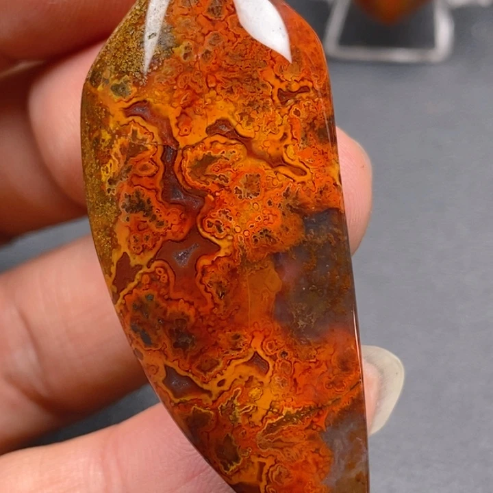 玛瑙/玉髓颈饰未镶嵌感*