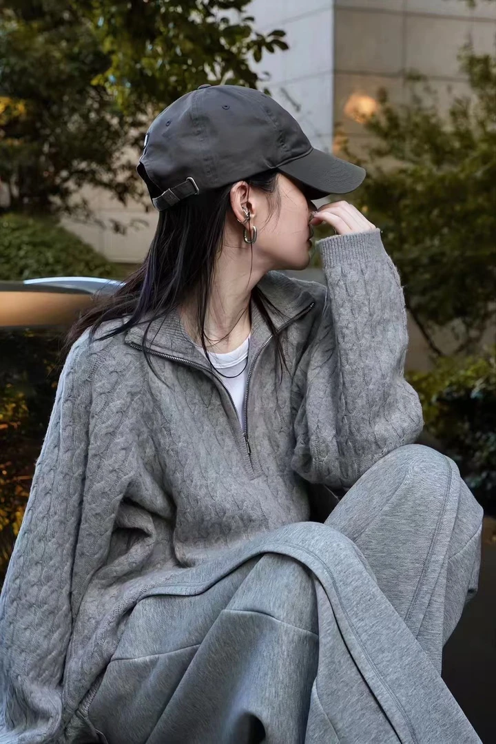 【硕和集】翻领宽松针织套头拉链毛衣