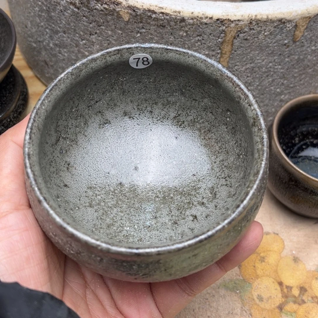 茶盏义兴龙窑坚持真柴烧