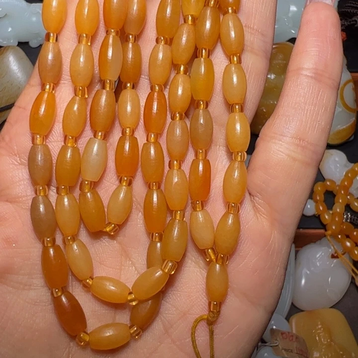 林***语颈饰未镶嵌和田玉
