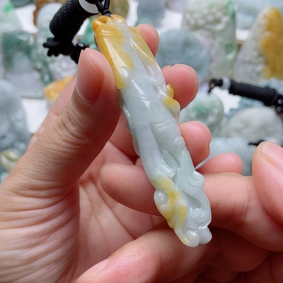 翡翠未镶嵌吊坠(不含链)1