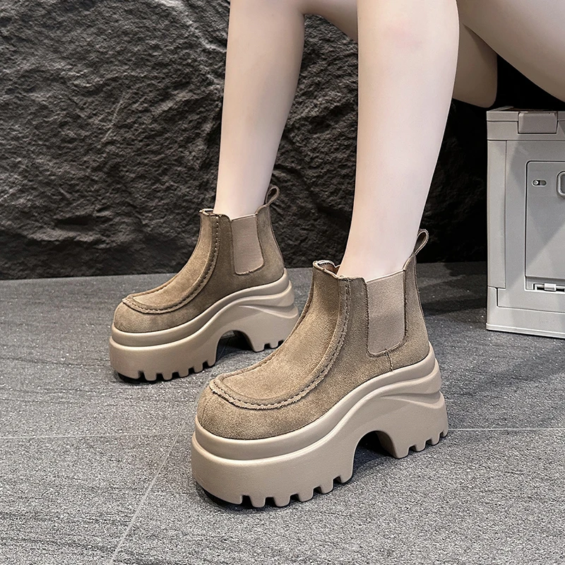 9cm增高工装马丁靴女2025秋季新款欧货小个子厚底松糕切尔西短靴