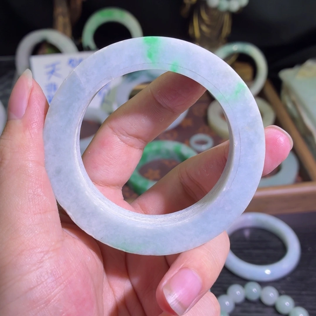 定制翡翠未镶嵌天然翡翠A货毛胚手镯