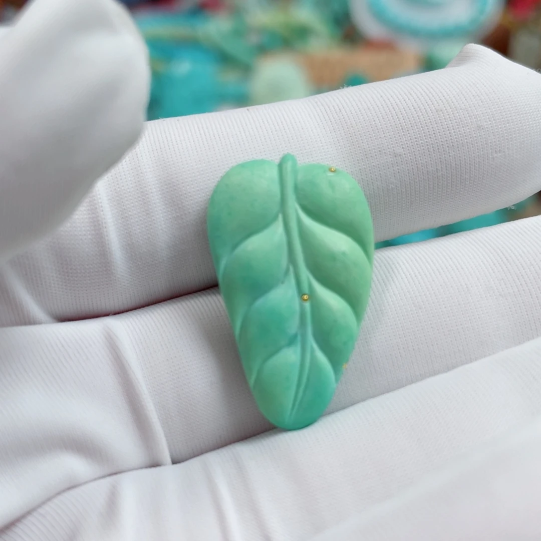 绿松石未镶嵌珠宝奇石