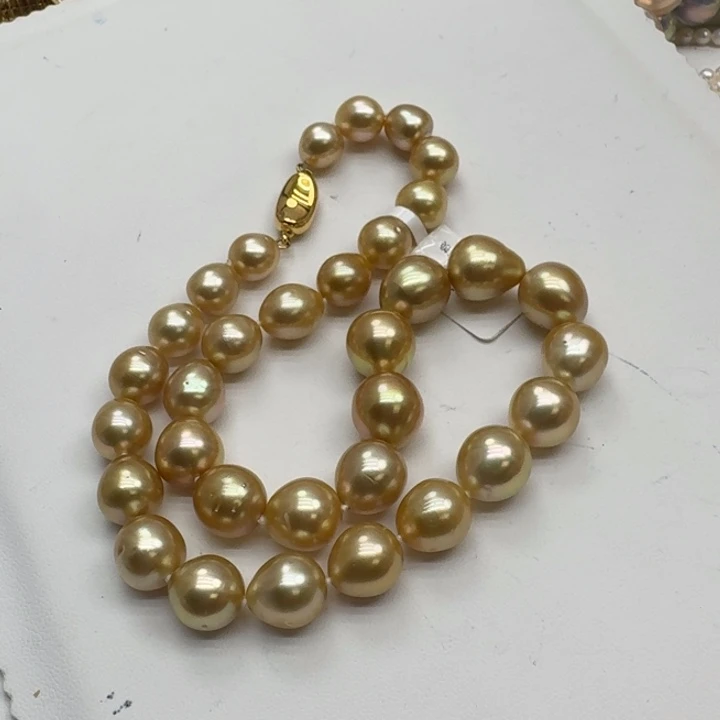 未镶嵌海水珍珠颈饰