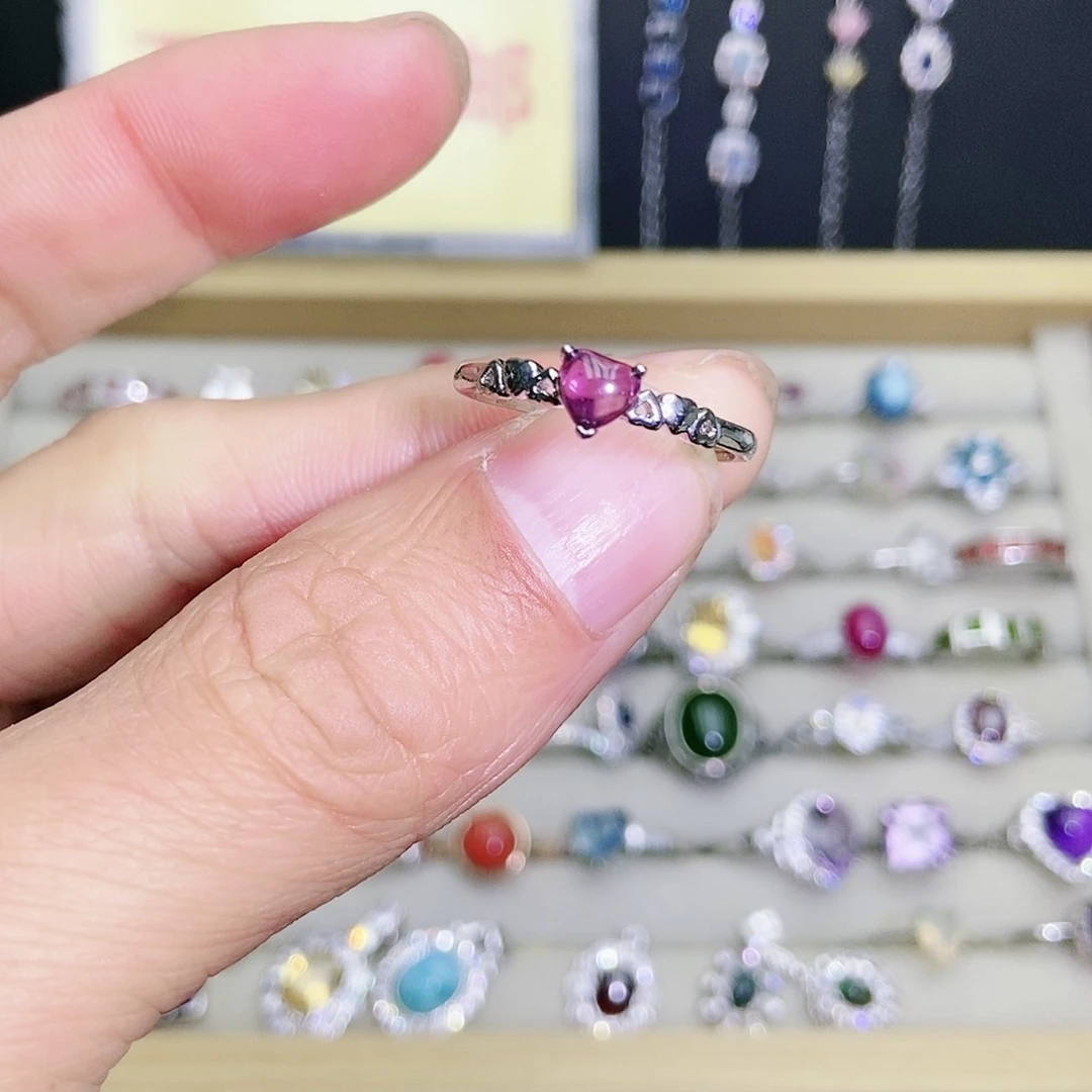 【闪购商品】未镶嵌戒指石榴石（紫牙乌）