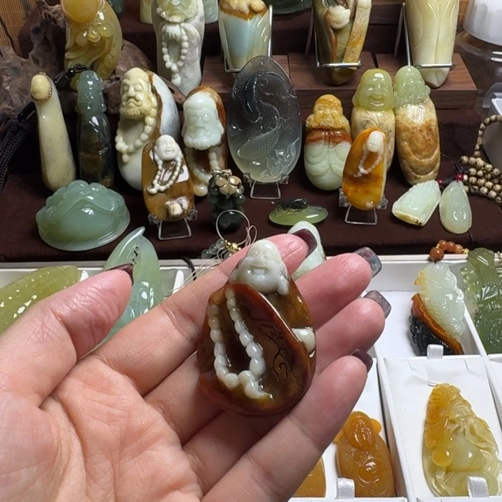 A***w蛇纹石玉未镶嵌吊坠