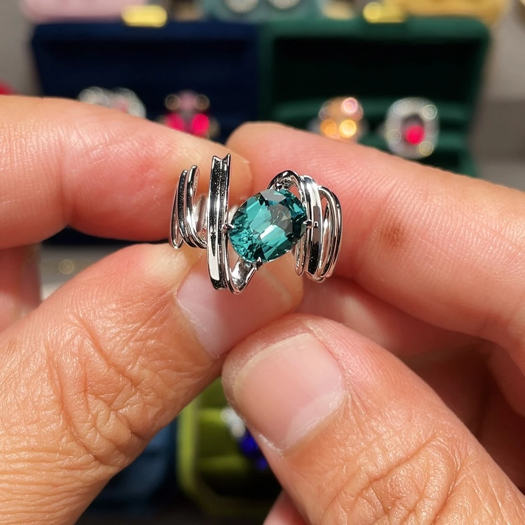 碧玺18K金镶嵌戒指2.32ct