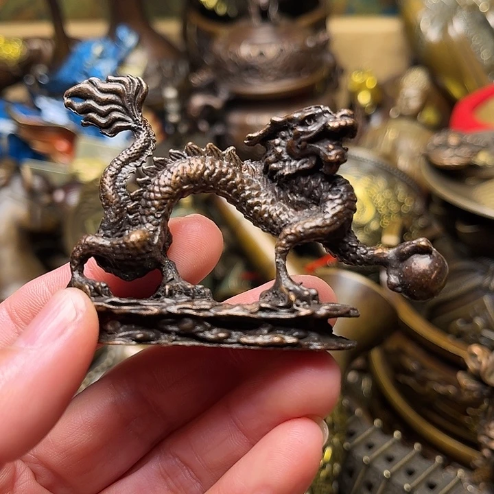 精美铜器批发档口