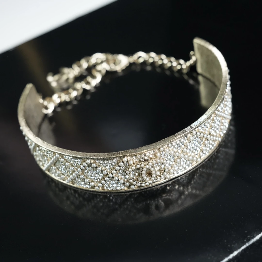 Chanel 珍珠闪钻颈圈项链