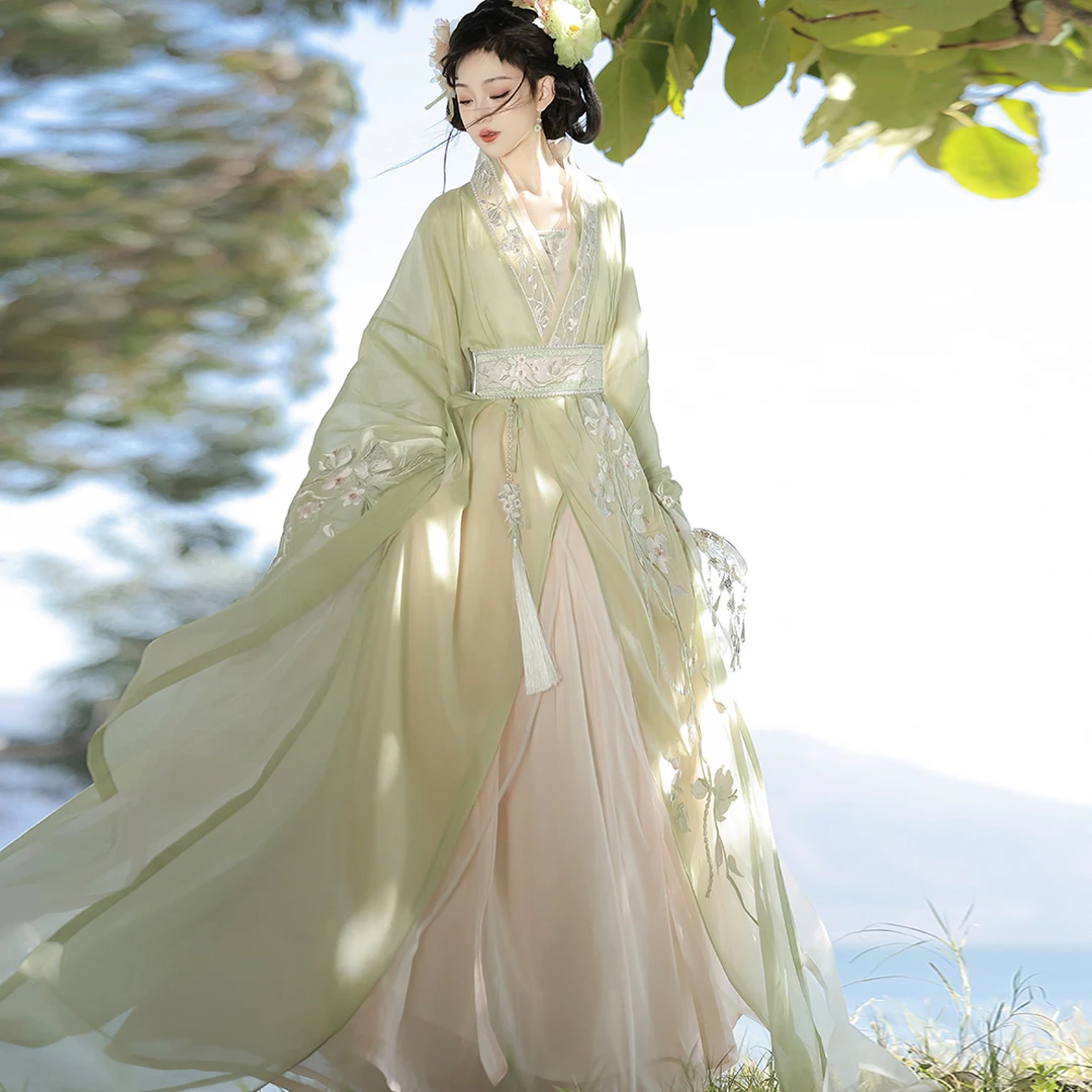 清歌/拖尾款宋制汉服粉绿色飘逸超仙双层交领大袖衫直裾袍春夏款