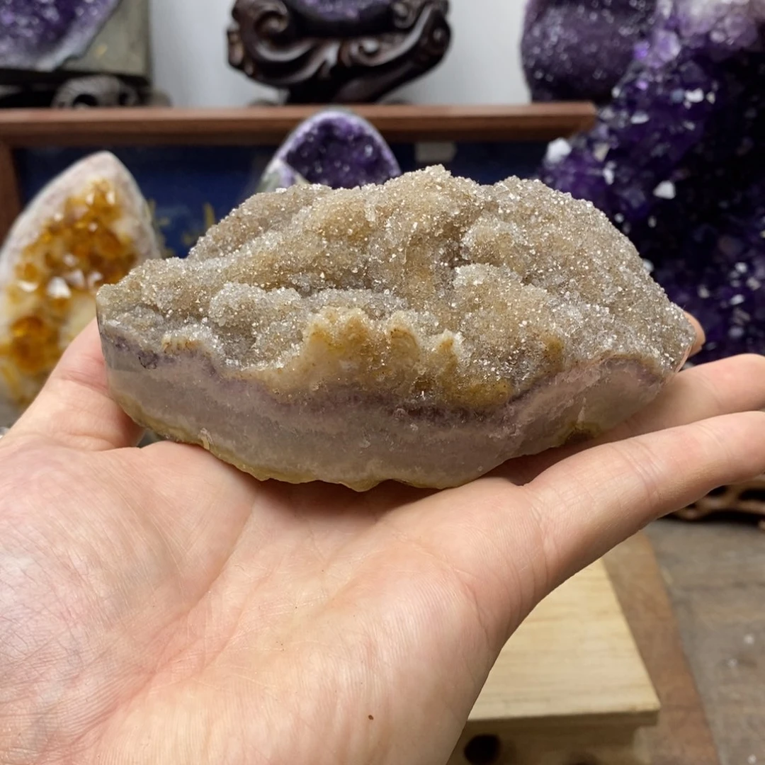 未镶嵌水晶大型摆件（非配饰）