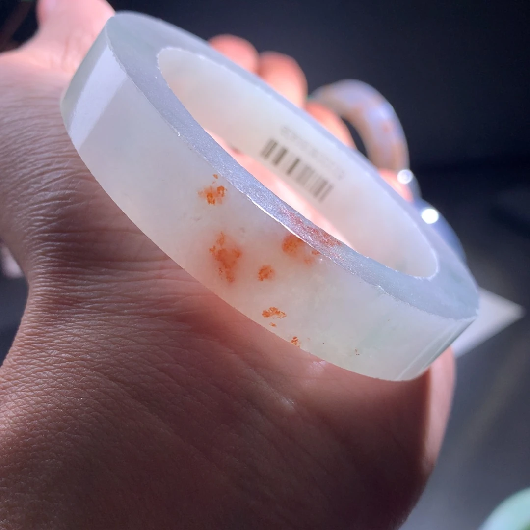 定制翡翠未镶嵌手镯