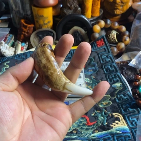 瓷片玩寻呼台的人也是很厉害