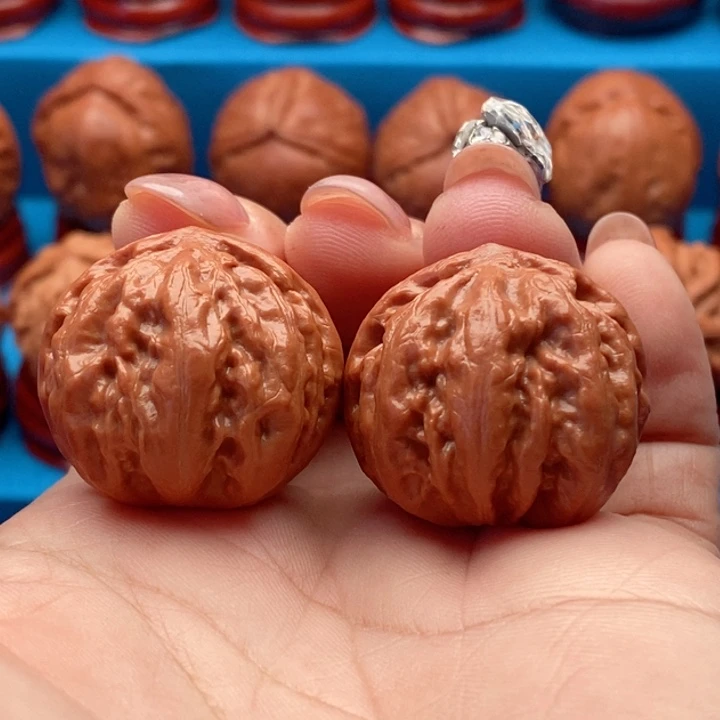 把件文玩核桃肉龙