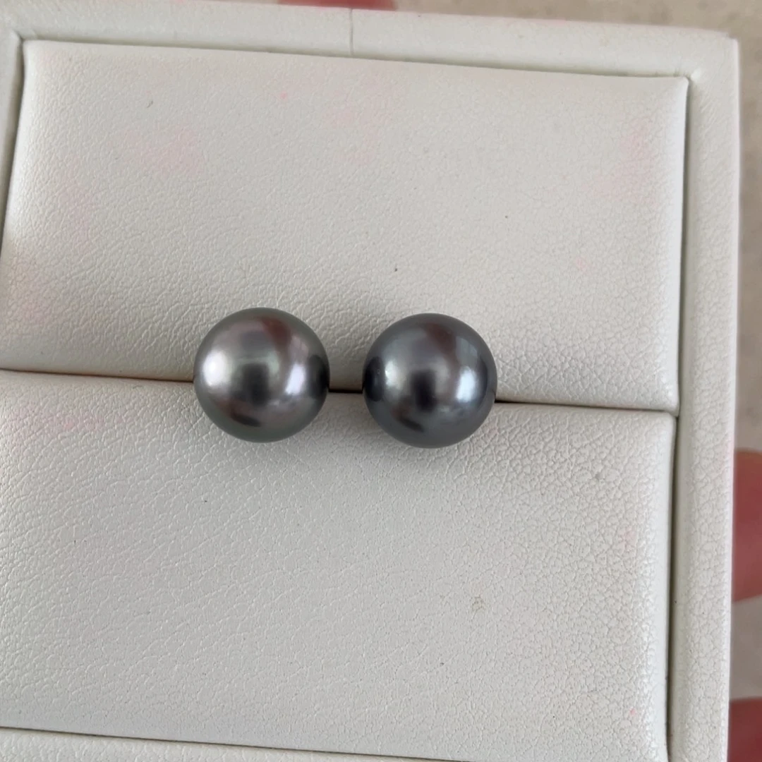 18K金镶嵌耳饰海水珍珠10-11mm