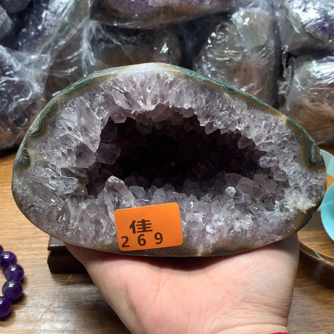水晶大型摆件（非配饰）未镶嵌