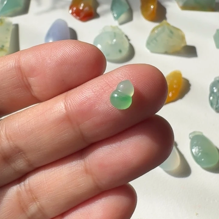 定制翡翠未镶嵌葫芦