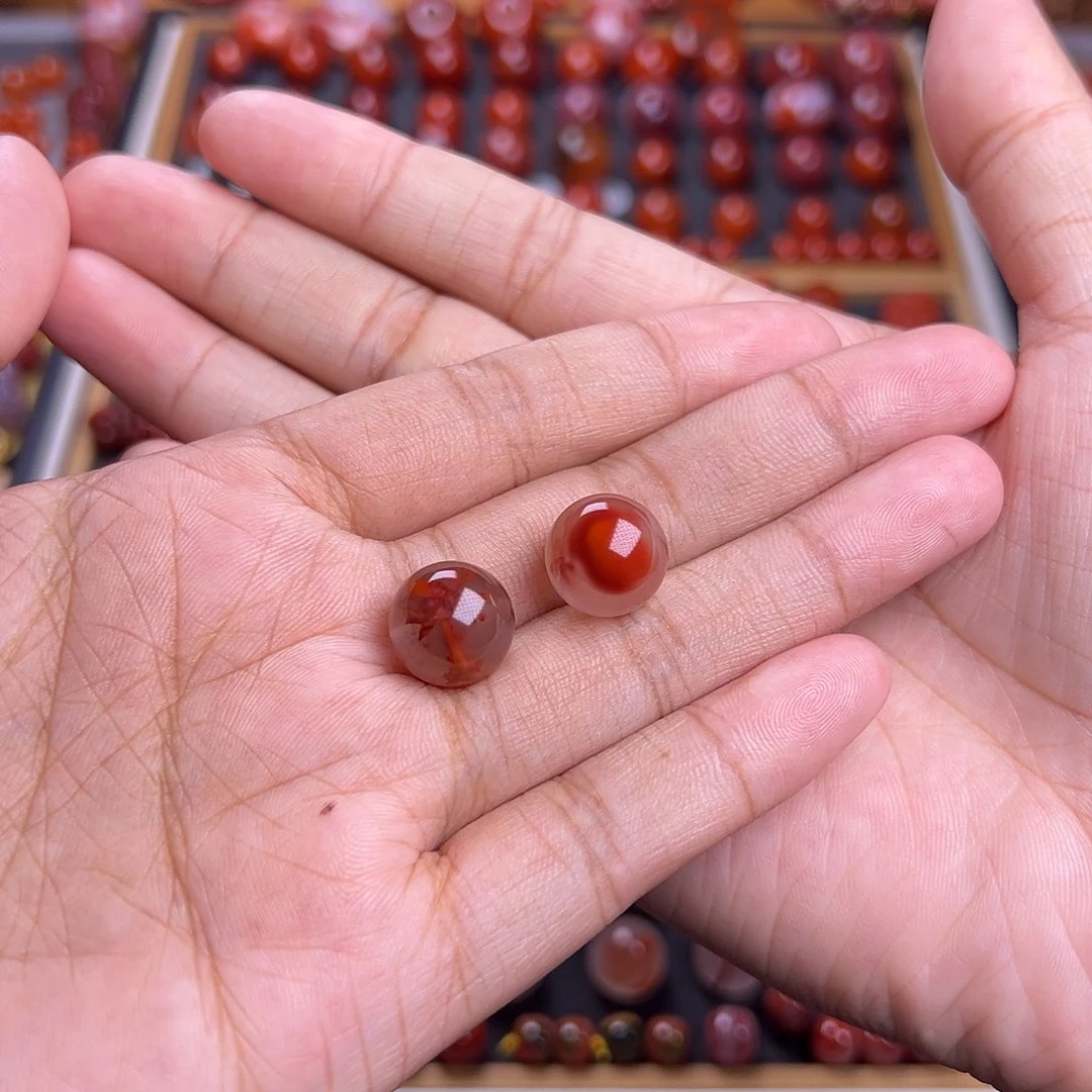 Z***N南红玛瑙未镶嵌珠宝奇石