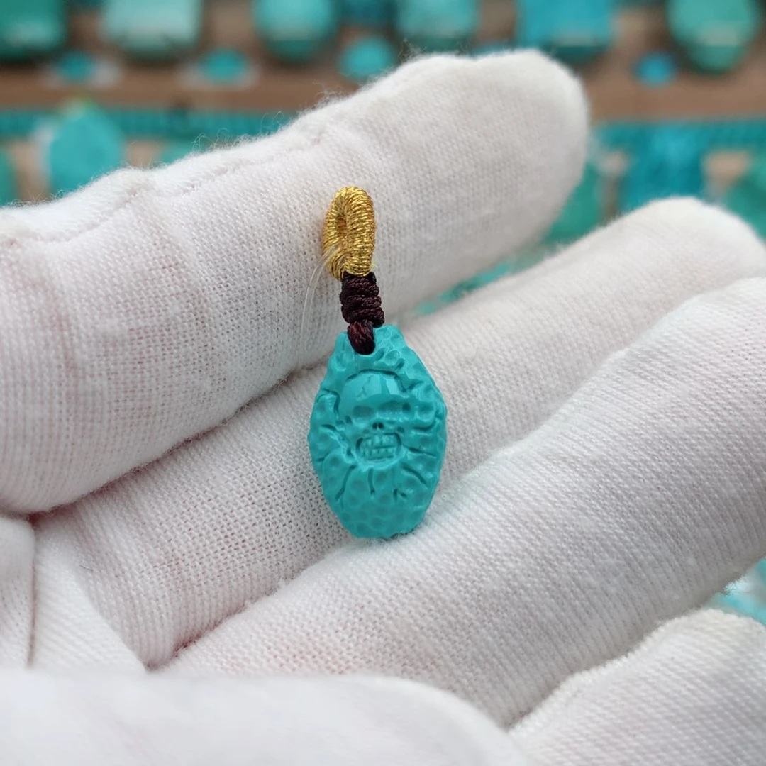 未镶嵌绿松石珠宝奇石