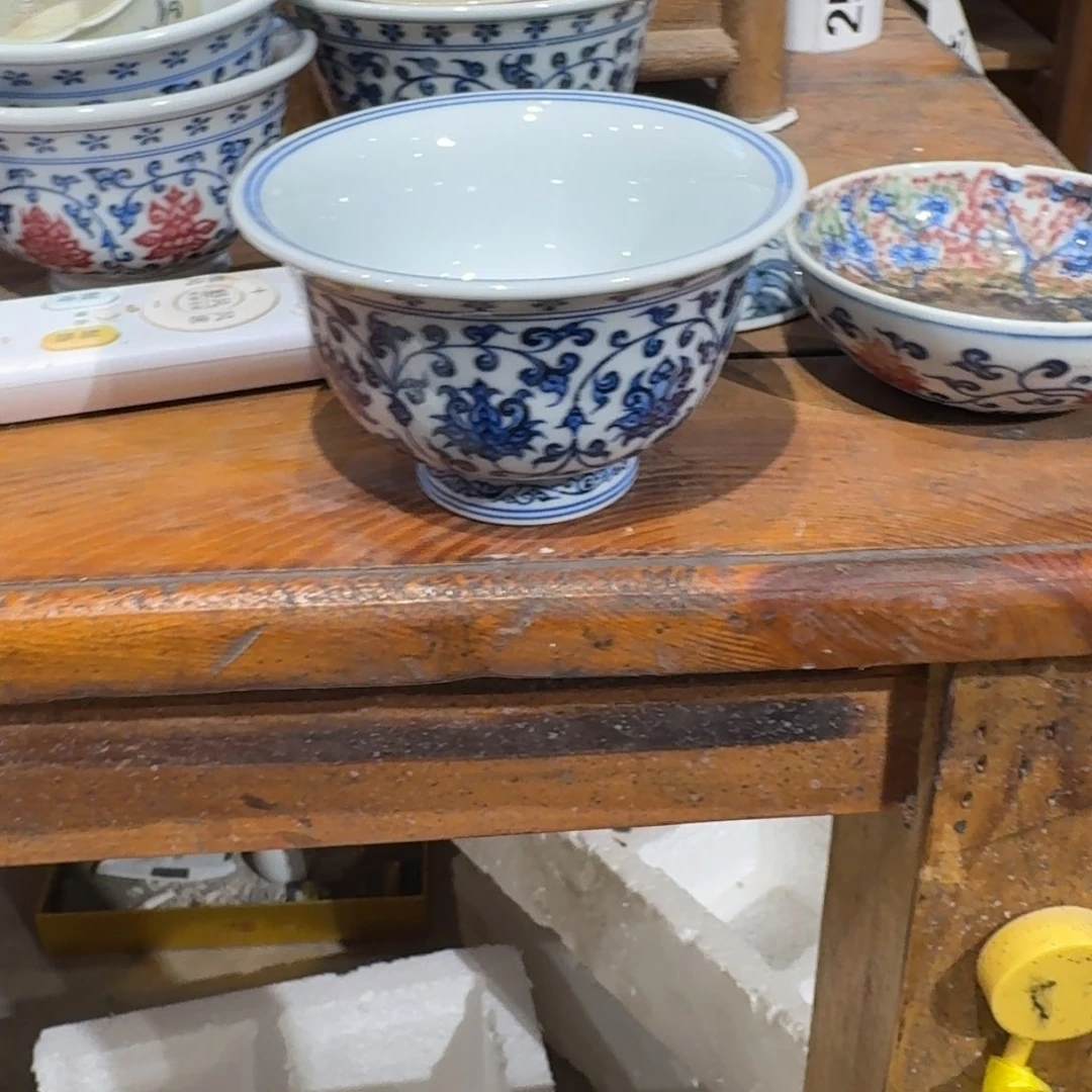 摆件呦*铺花心缠枝莲压手杯