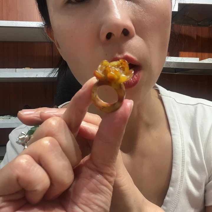 岫玉未镶嵌岫玉吊坠