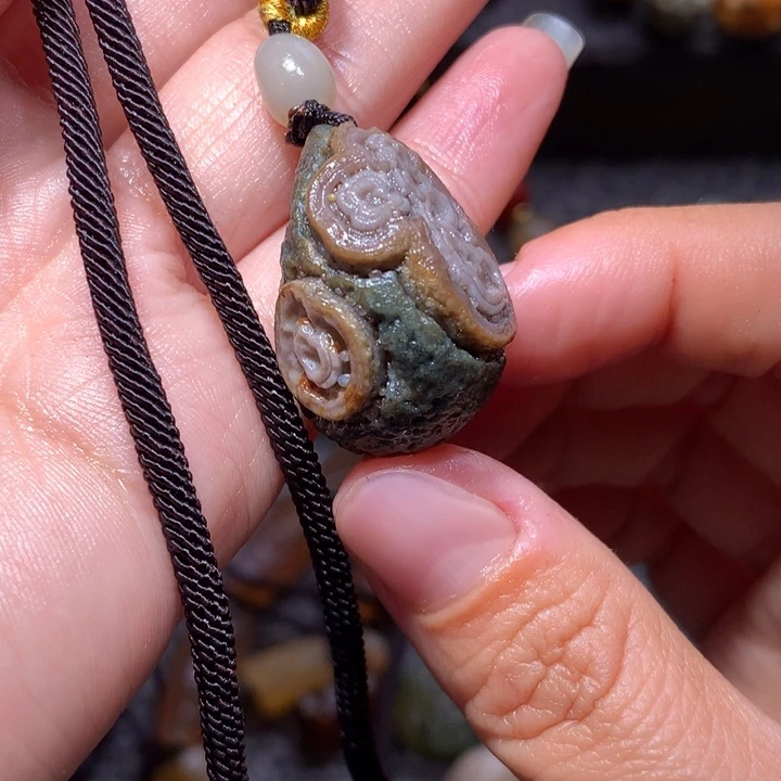 玛瑙/玉髓未镶嵌珠宝半成品