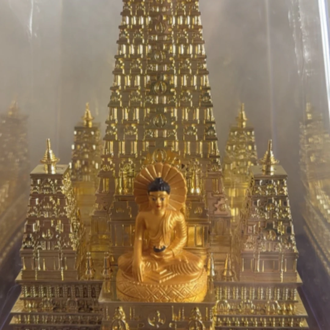 拉萨发货卓面摆件、夏加木尼、高26公分宽度17公分、